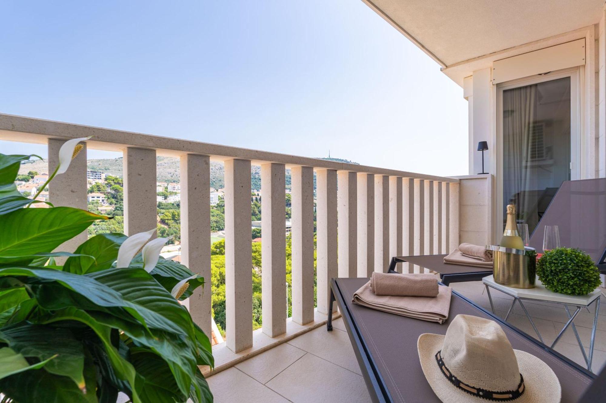 Apartment Apollo In Dubrovnik With Sea View Eksteriør bilde