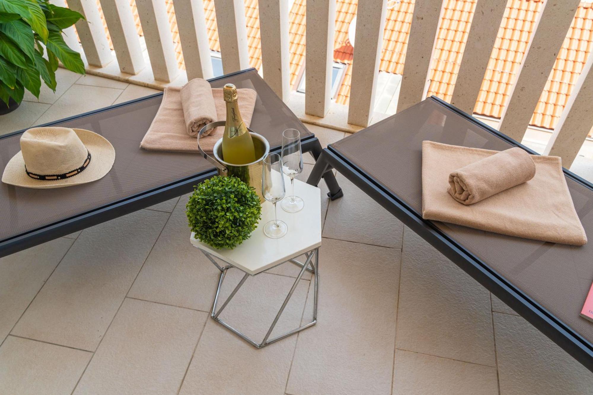 Apartment Apollo In Dubrovnik With Sea View Eksteriør bilde